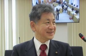 山根議員