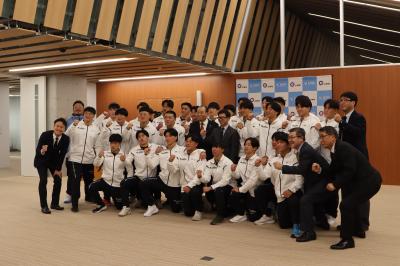 第104回全国高等学校ラグビーフットボール大会に出場する石見智翠館高等学校男子ラグビー部の市民壮行式