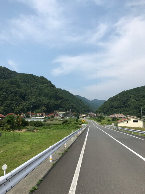 桜江町谷住郷の風景