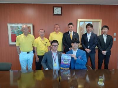 台湾からの交換留学生表敬訪問の写真