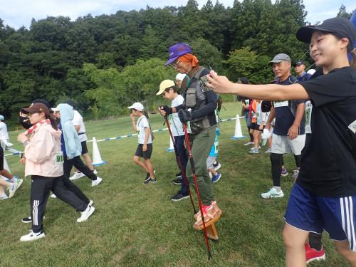 高下駄を履いた参加者