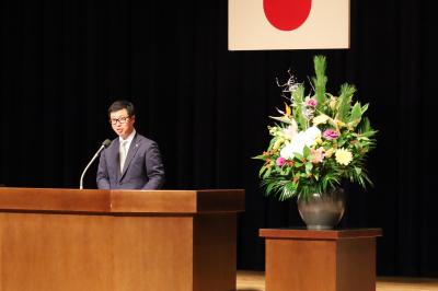 令和8年はたちの集いに出席し、祝辞を述べました。